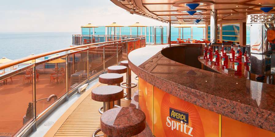 APEROL SPIRIZ BAR