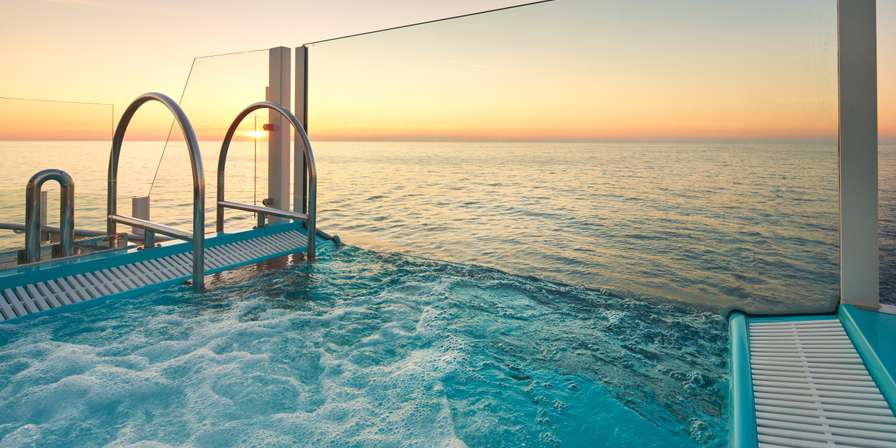 INFINITY JACUZZI