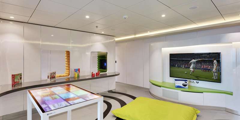 青年俱樂部 12-14歲