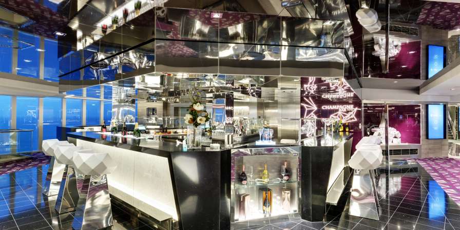 CHAMPAGNE BAR