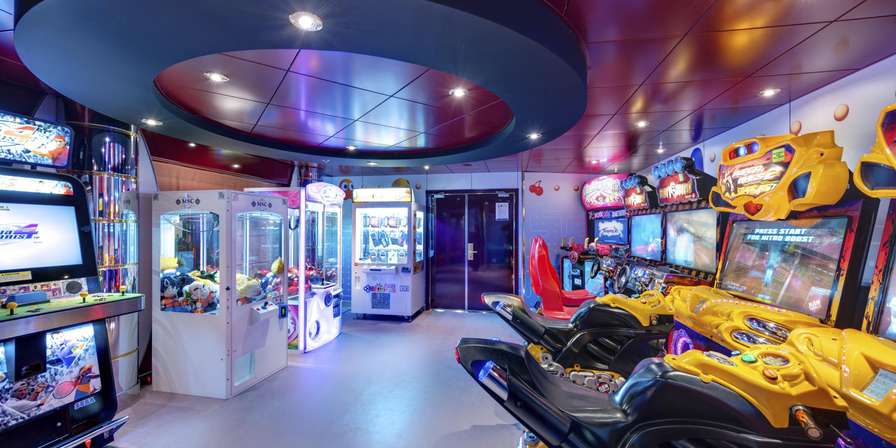 VIDEO GAMES ARCADE