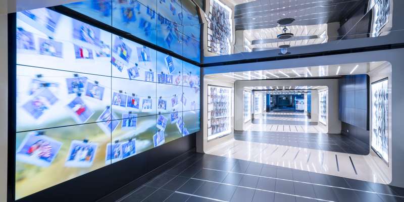 EMOTIONS - IMMERSIVE GALLERY