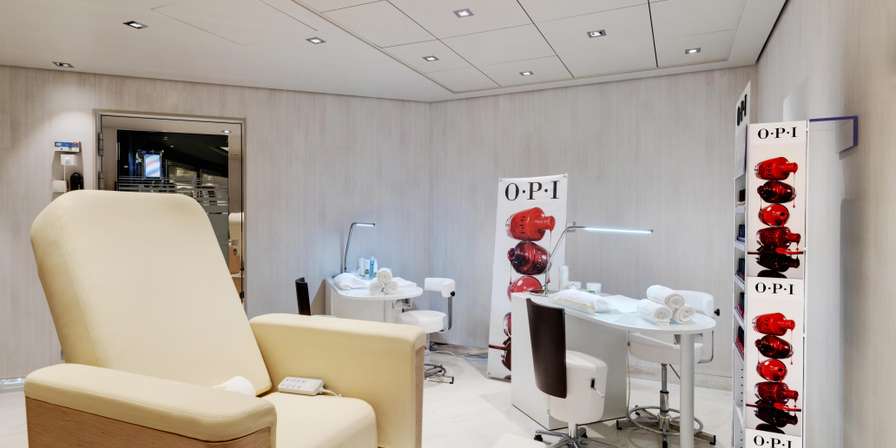 NAIL SALON