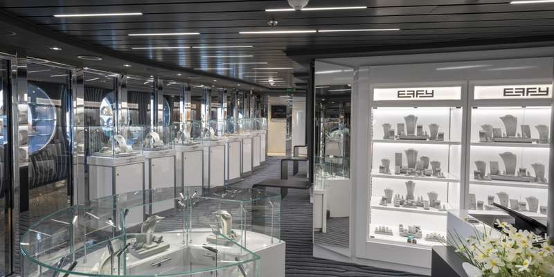 FINE WATCHES & JEWELLERY