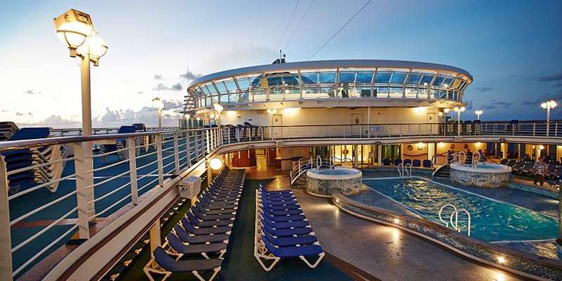 海王星礁与泳池