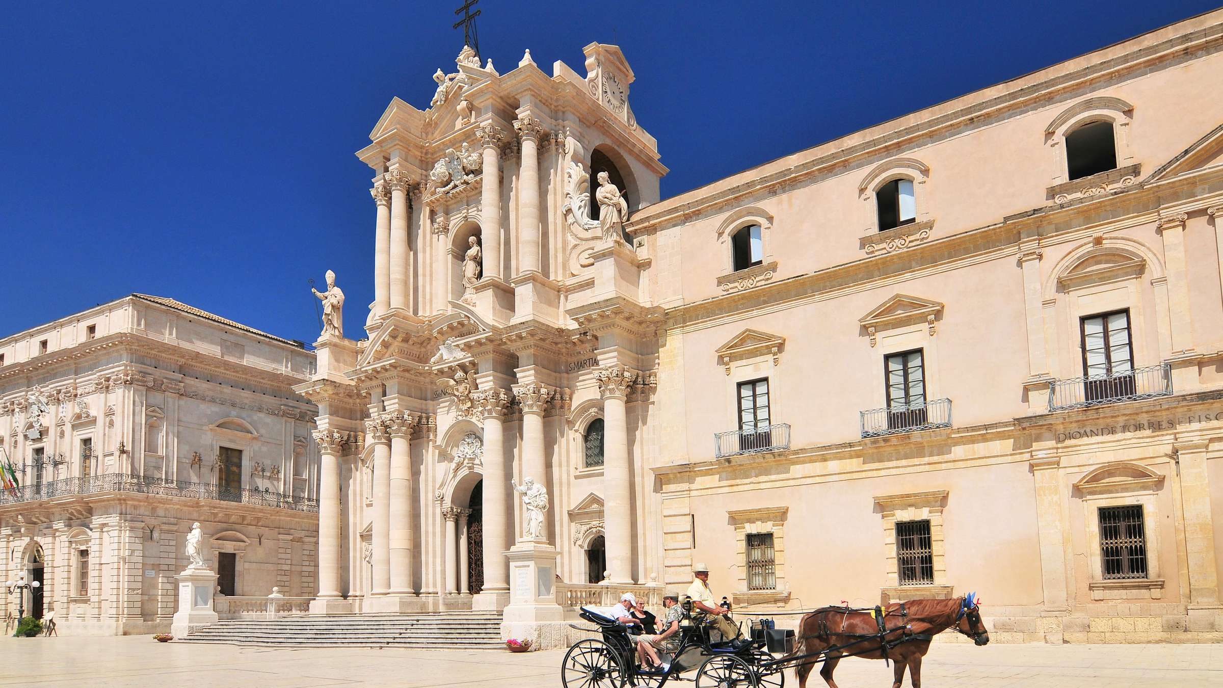 26-Day Europe and North America Cruise aboard the ISLAND PRINCESS