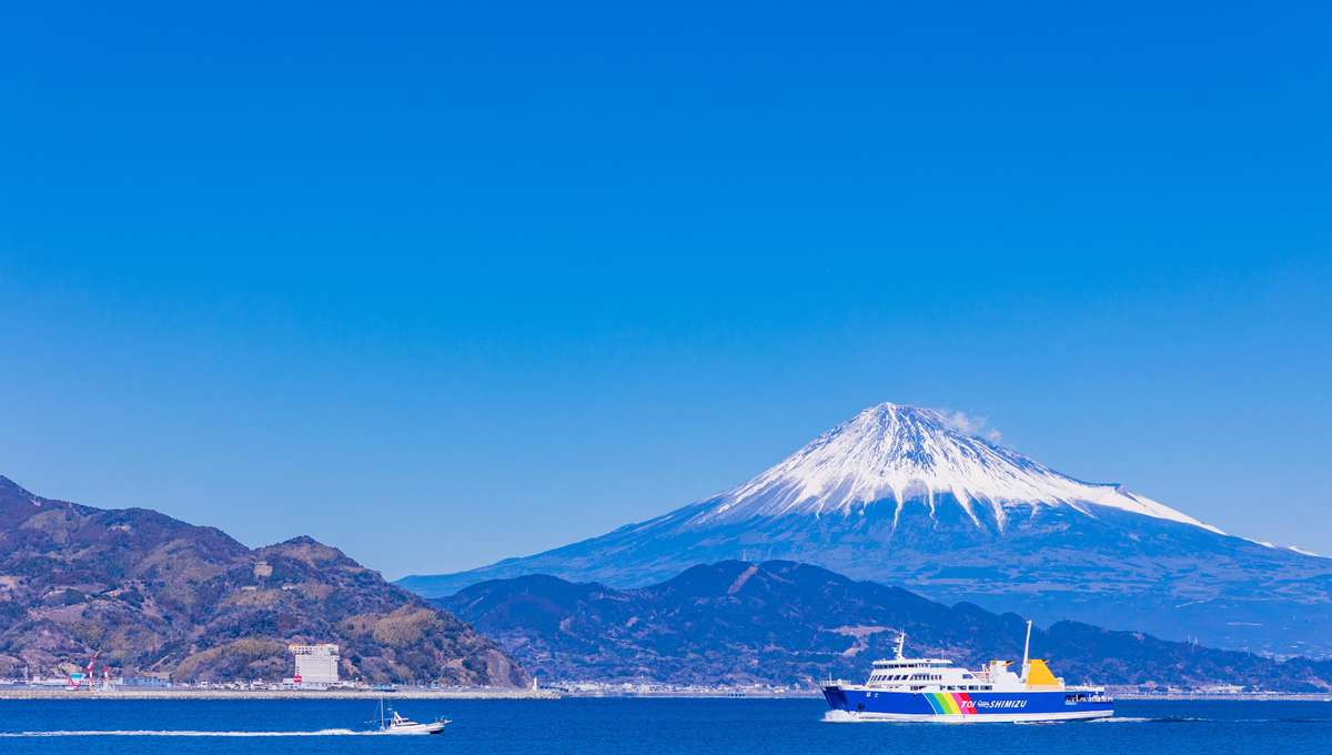 13-Day Asia and Japan Cruise aboard the ROYAL PRINCESS