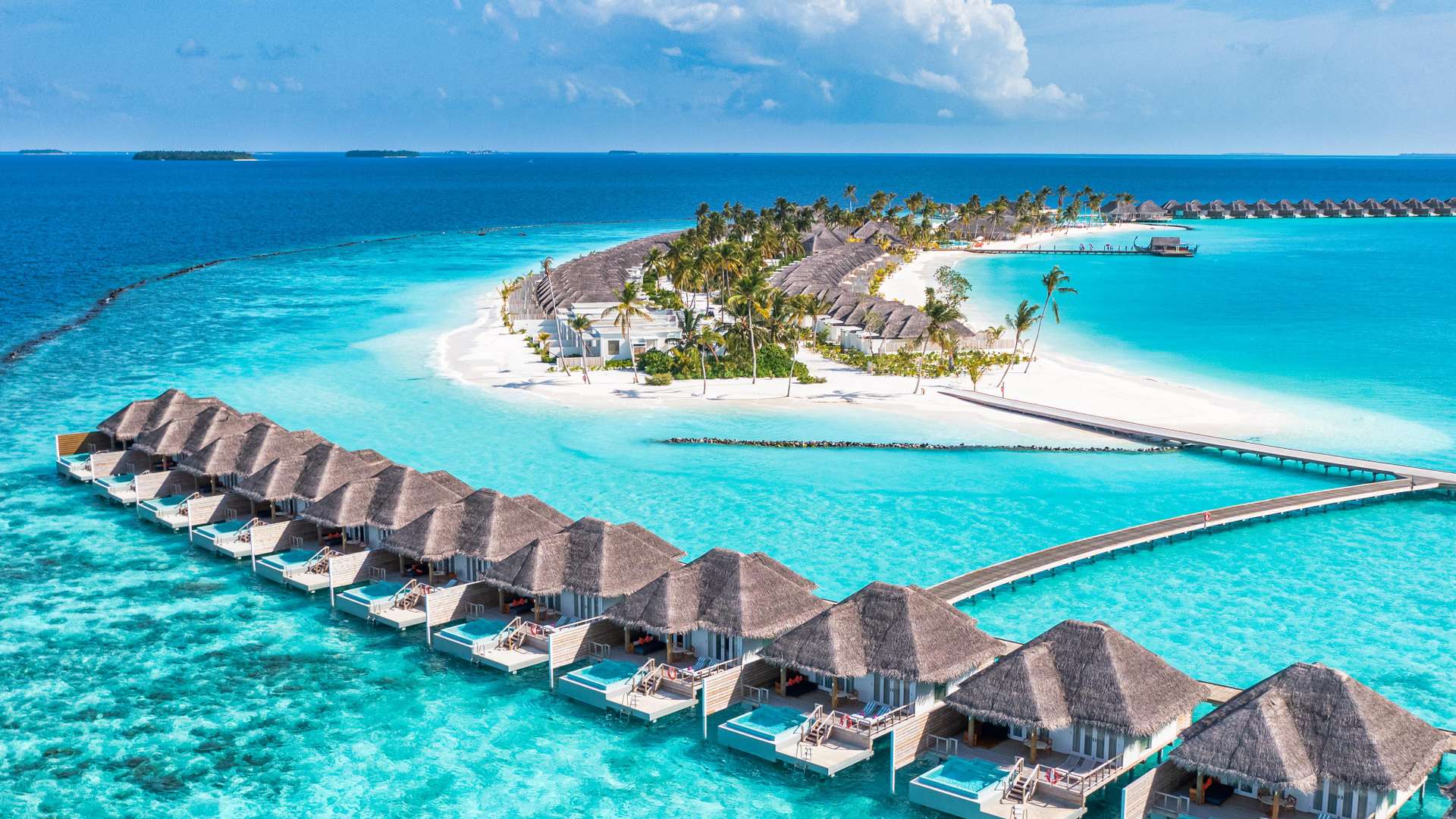 23-Day Oceania and Hawaiian Islands Cruise aboard the ROYAL PRINCESS