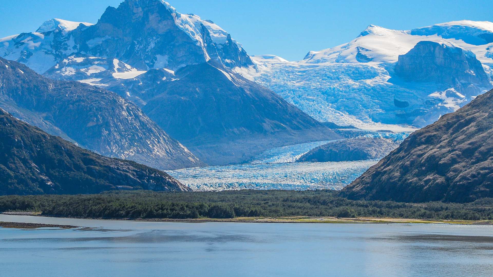 16-Day South America Fjords and Patagonia Cruise on the MAJESTIC PRINCESS